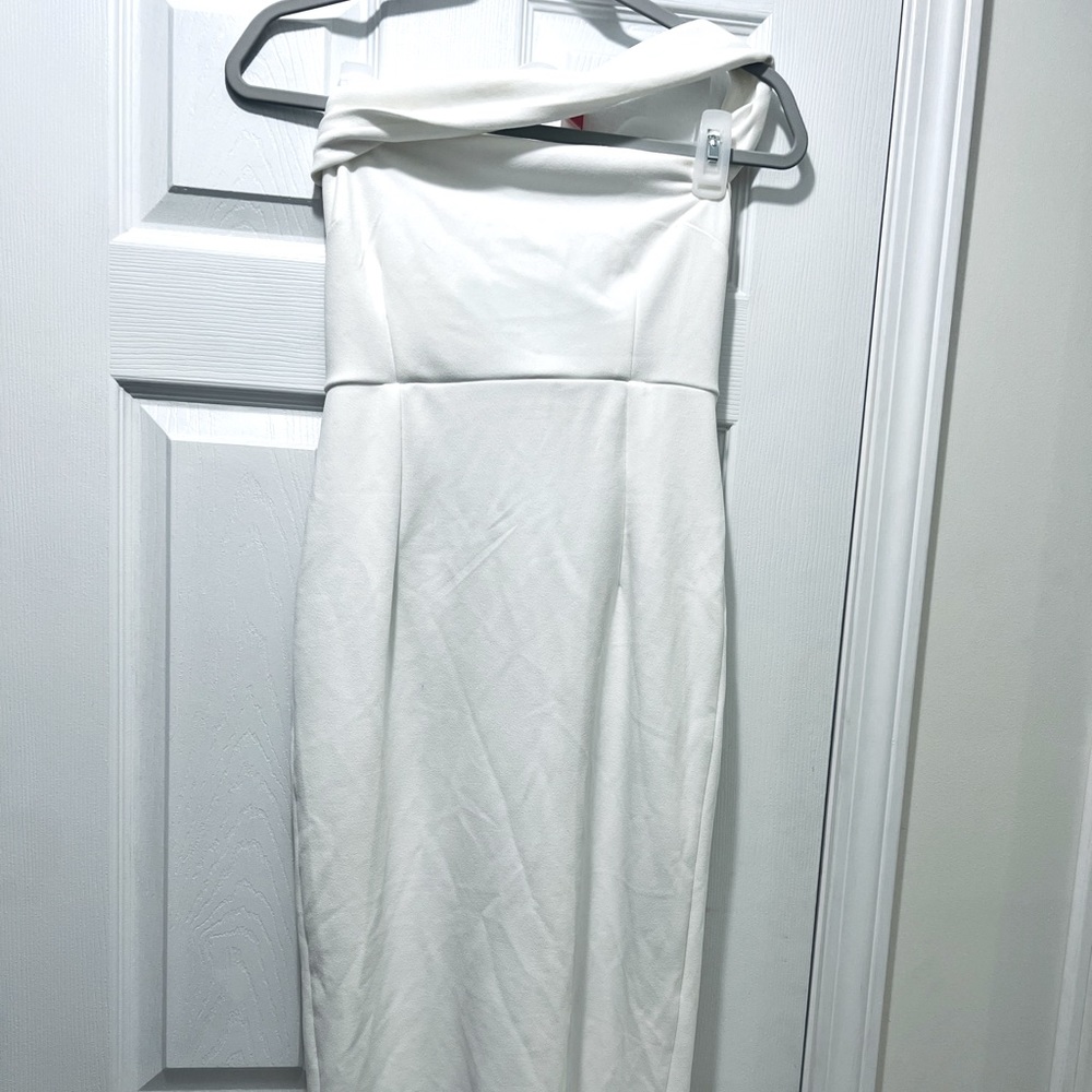 Ivory one shoulder sleeveless midi dress - Size Medium